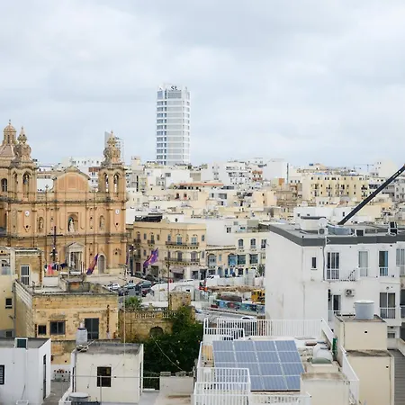 F10 3, Private Two Single Beds Shared Bathroom In Shared Flat Msida