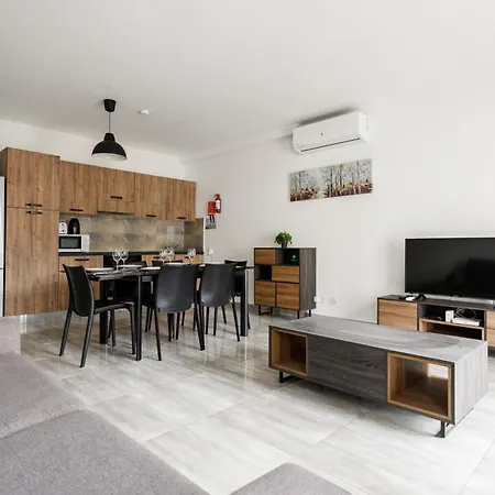 Gazde/Camere de închiriat F10 3, Private Two Single Beds Shared Bathroom In Shared Flat *